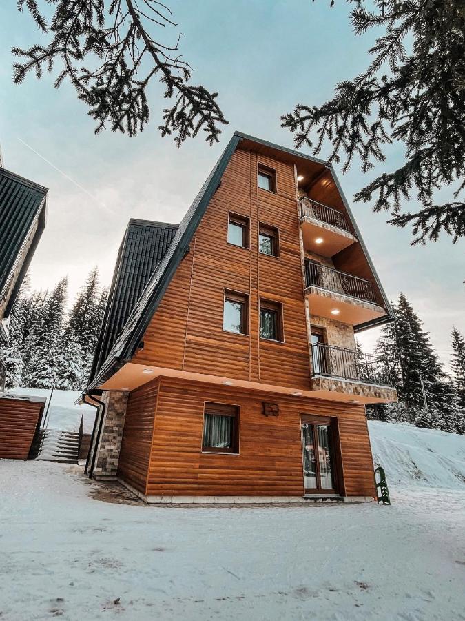 Vila Jelena Яхорина Екстер'єр фото